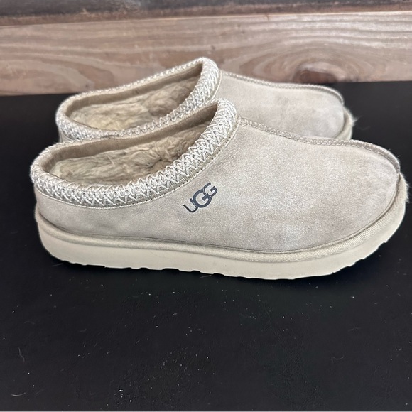 Ugg Tasman Sz 9 - Picture 5 of 11